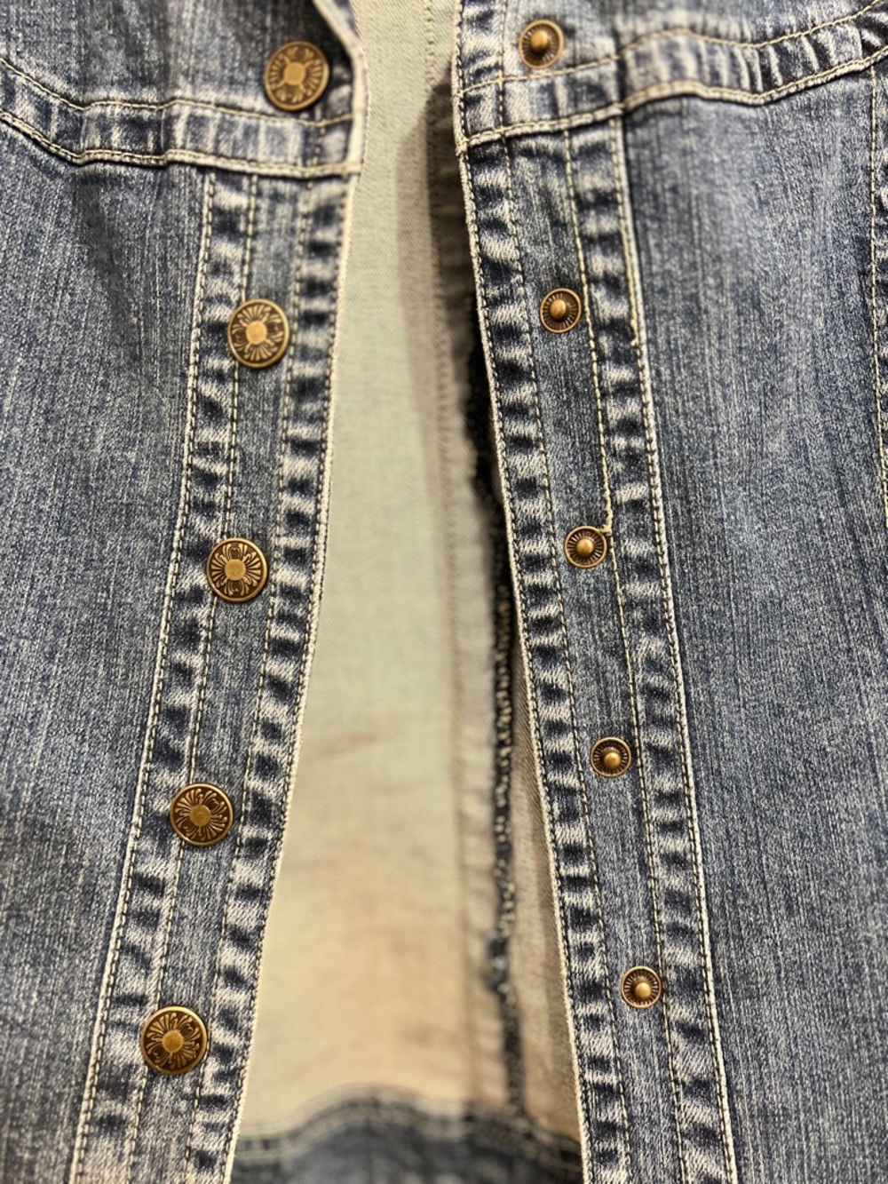 Live a Little (LAL) Classic Blue Stretch Denim Petite Jacket - PXL - Picture 3 of 10